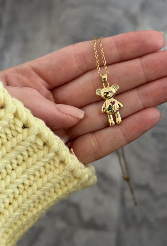 The teddy necklace