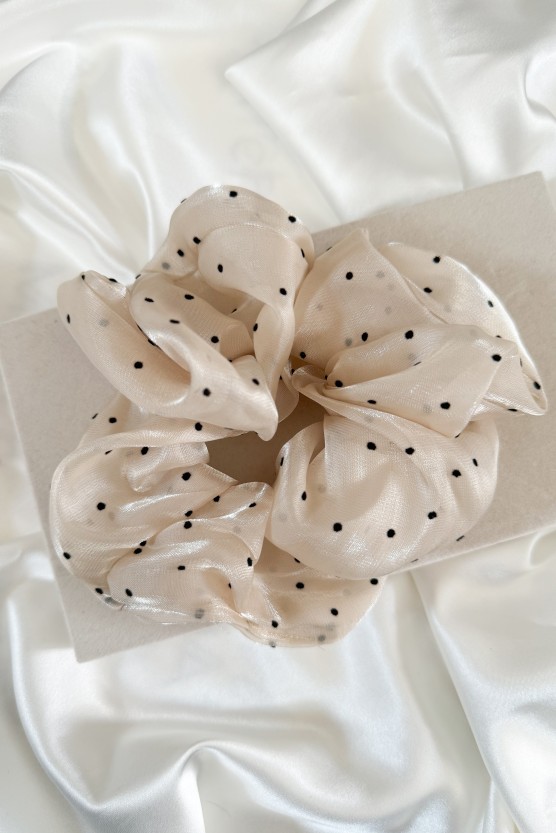 Scrunchie polka